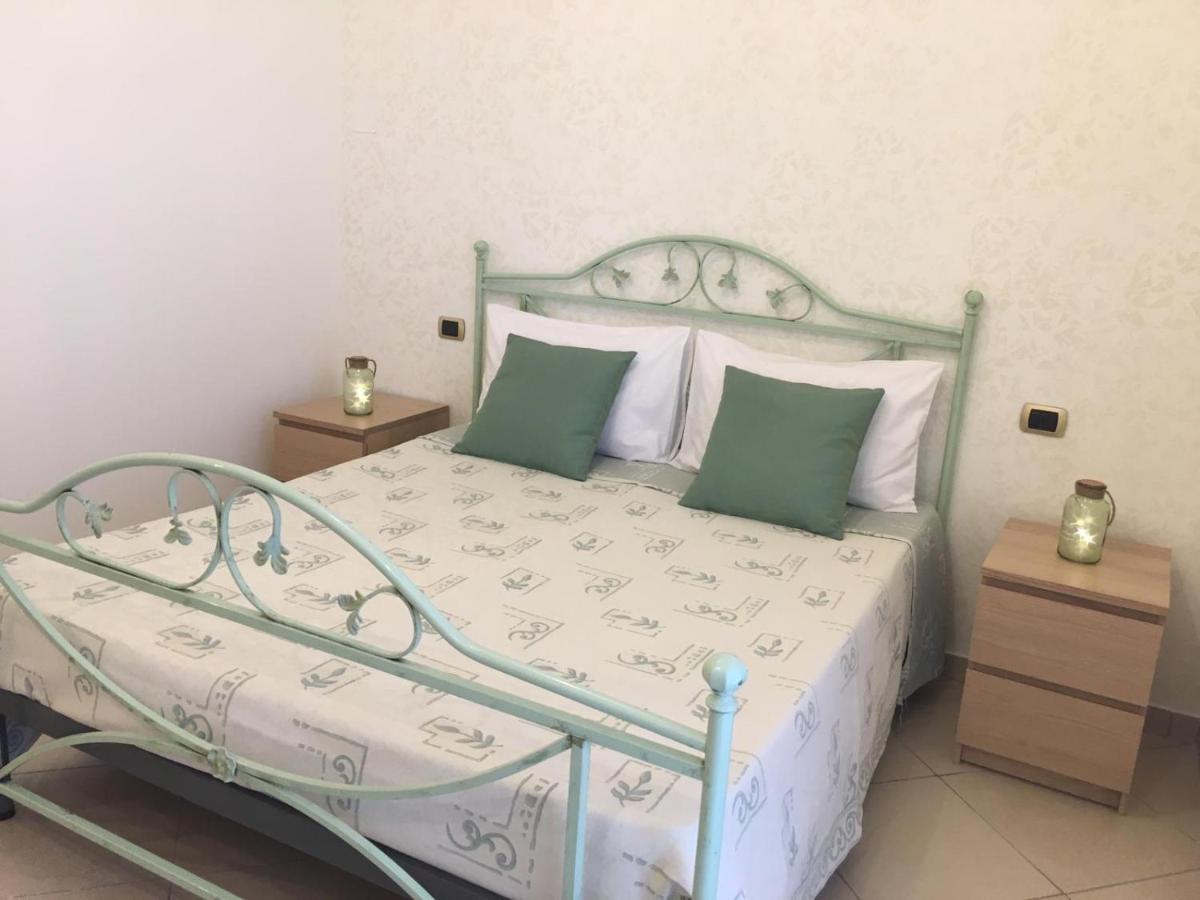 B&B La Pietra Ercolano Bagian luar foto